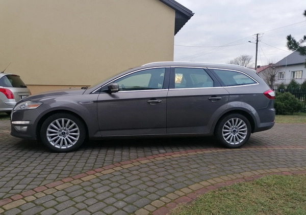 Ford Mondeo cena 39000 przebieg: 170000, rok produkcji 2013 z Dęblin małe 232